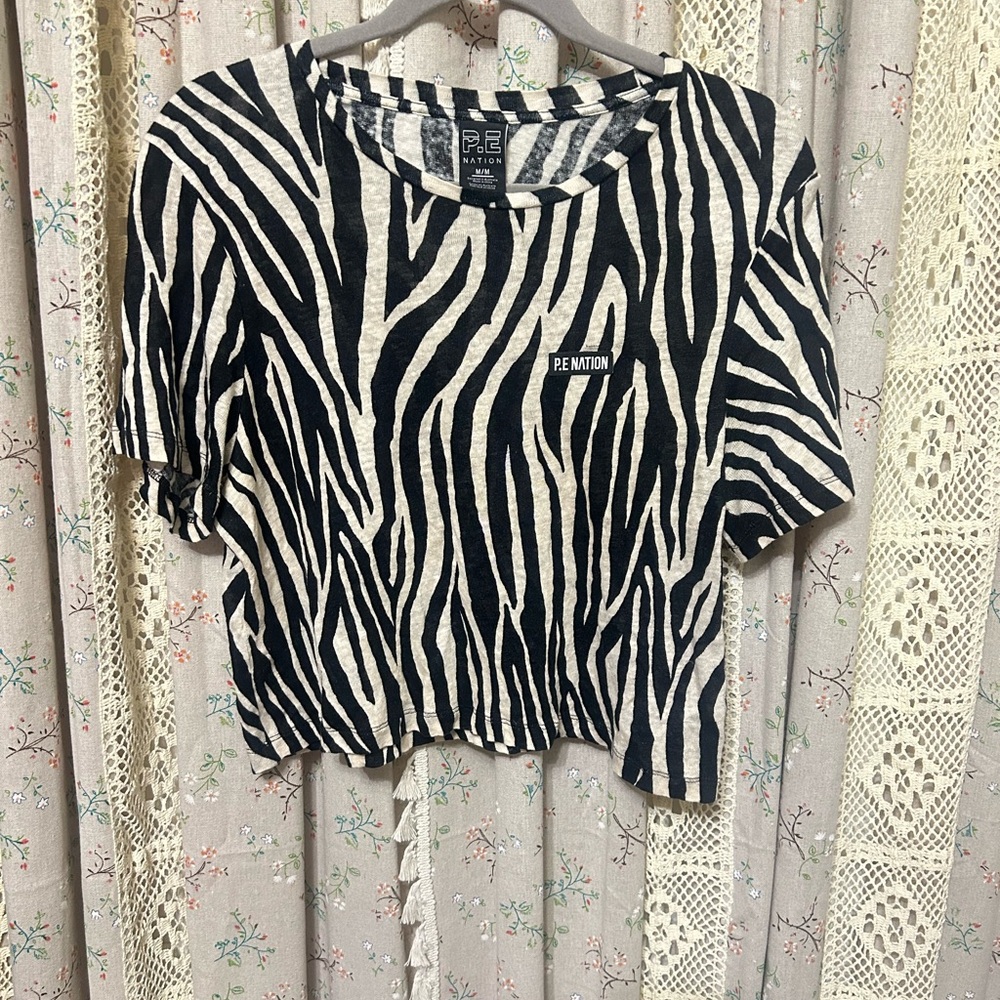 P.E Nation Zebra Print Linen Crop Tee Short Sleeve Size M EUC